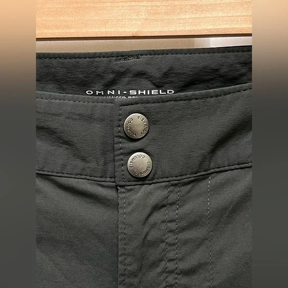 Columbia Convertible Pants - Women’s 4 - Picture 2 of 8